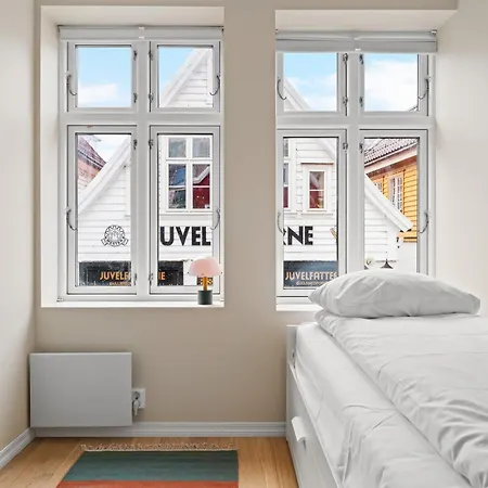 Marken Townhouse New 2025