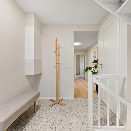 Marken Townhouse New 2025 卑爾根