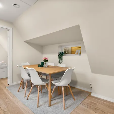 Marken Townhouse New 2025 ベルゲン