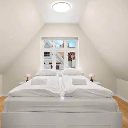 Marken Townhouse New 2025