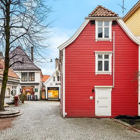 Marken Townhouse New 2025 *