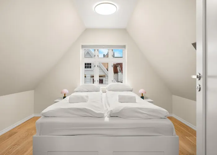 Marken Townhouse New 2025